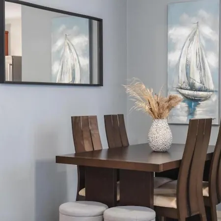 Rea Apartment *